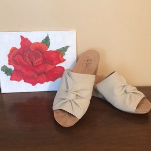 Life Stride Wedge Sandals